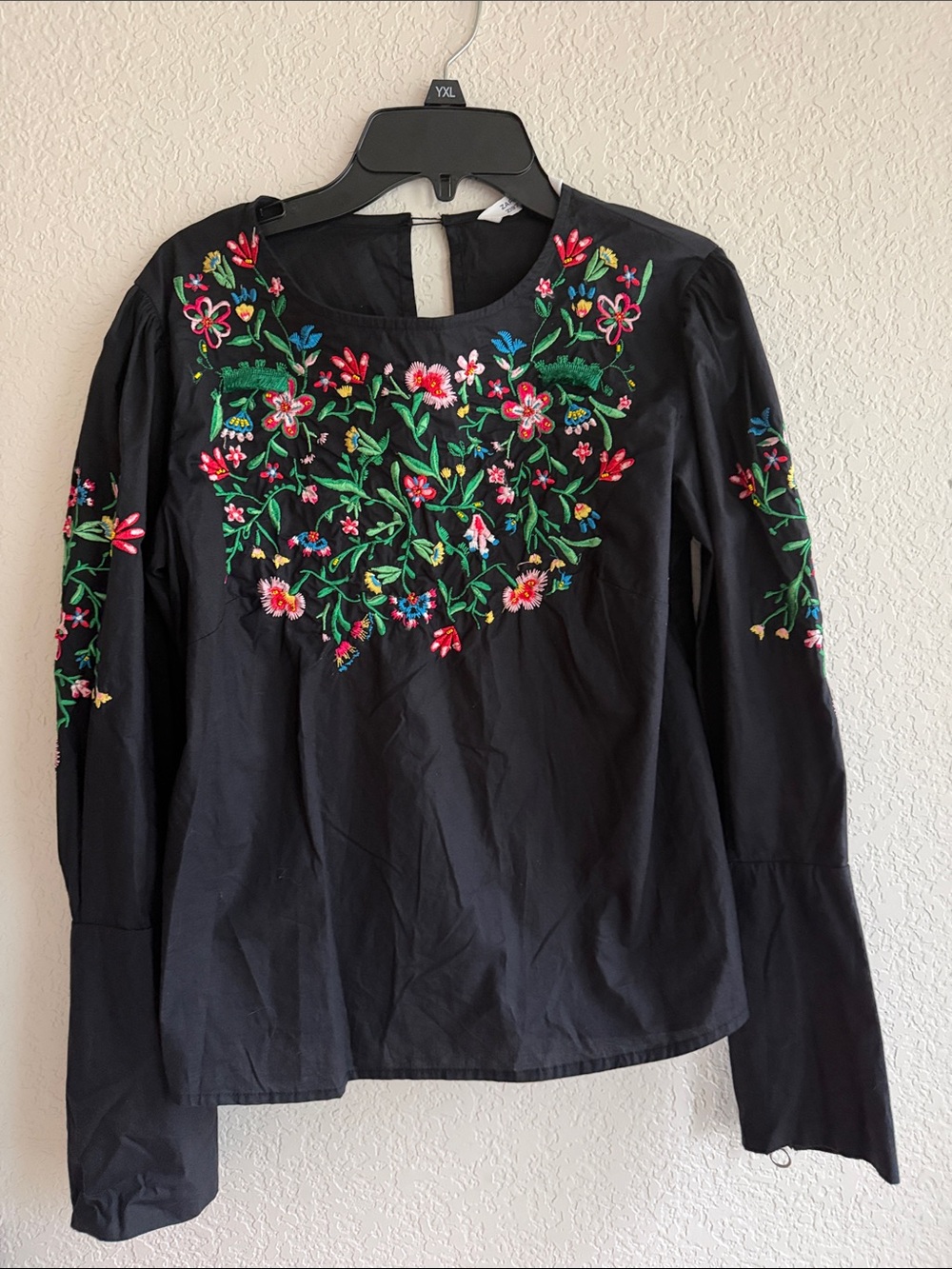 Zara Black Floral Embroidered Long-Sleeve Women's Top